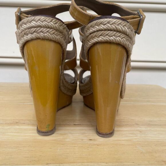 Authentic Christian Louboutin Patent Leather Gladiator Platform Sandals Size 6 - Picture 4 of 8